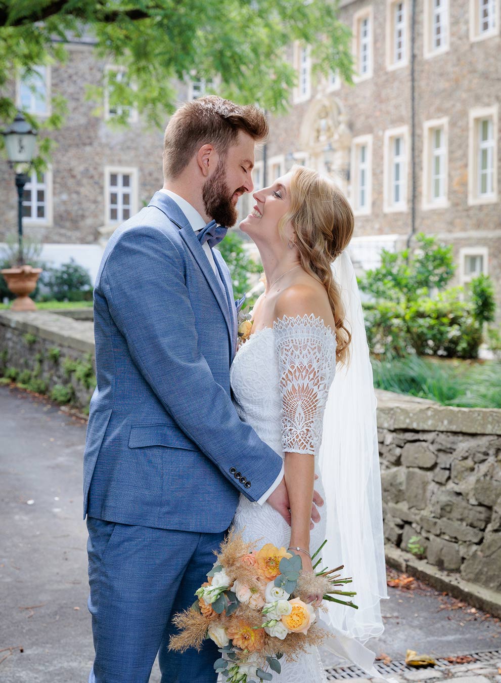 Brautpaarfotos am Haus Füchten in Ense